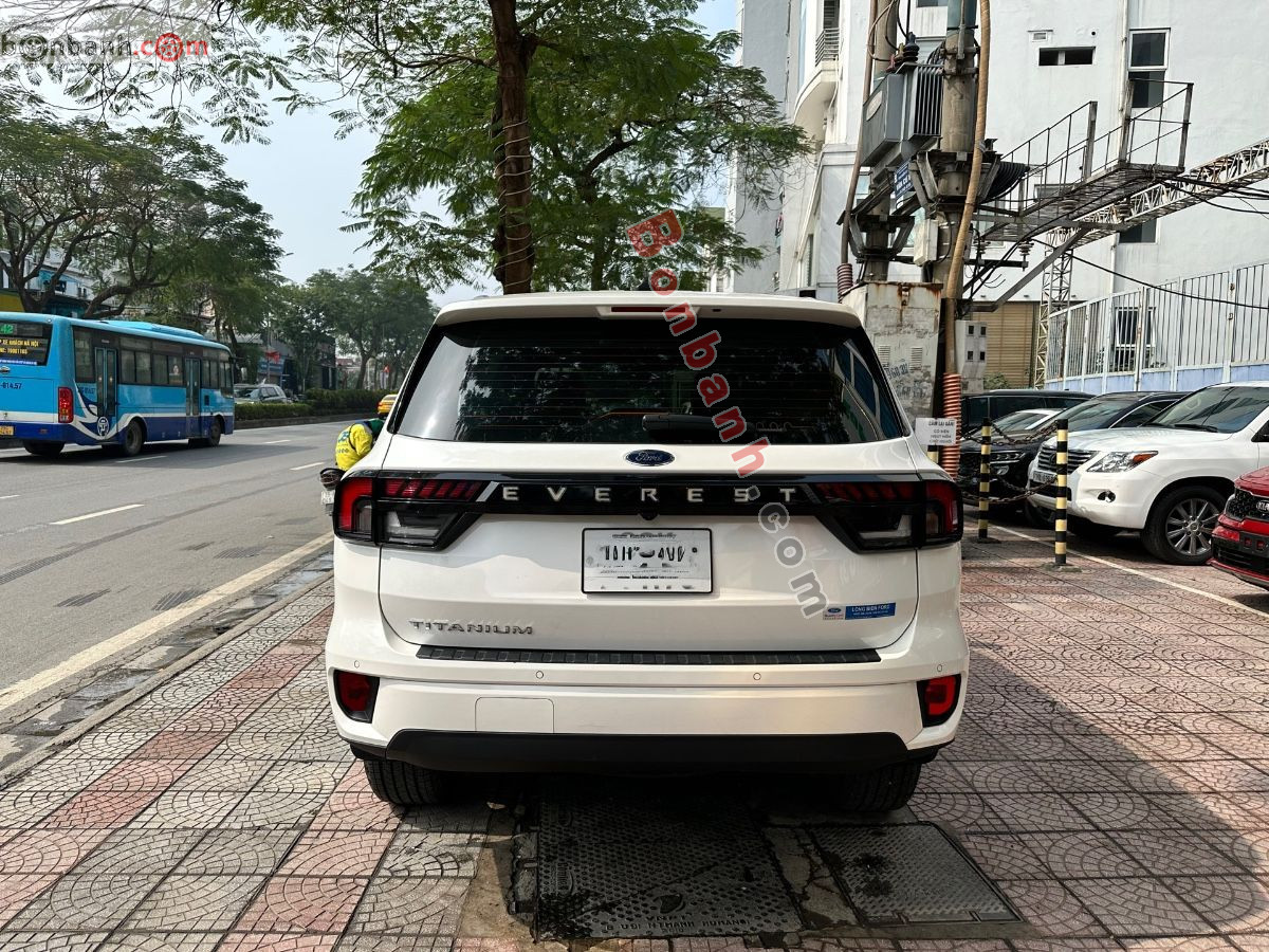 Bán ô tô Ford Everest Titanium Plus 2.0L 4x4 AT - 2024 - xe cũ