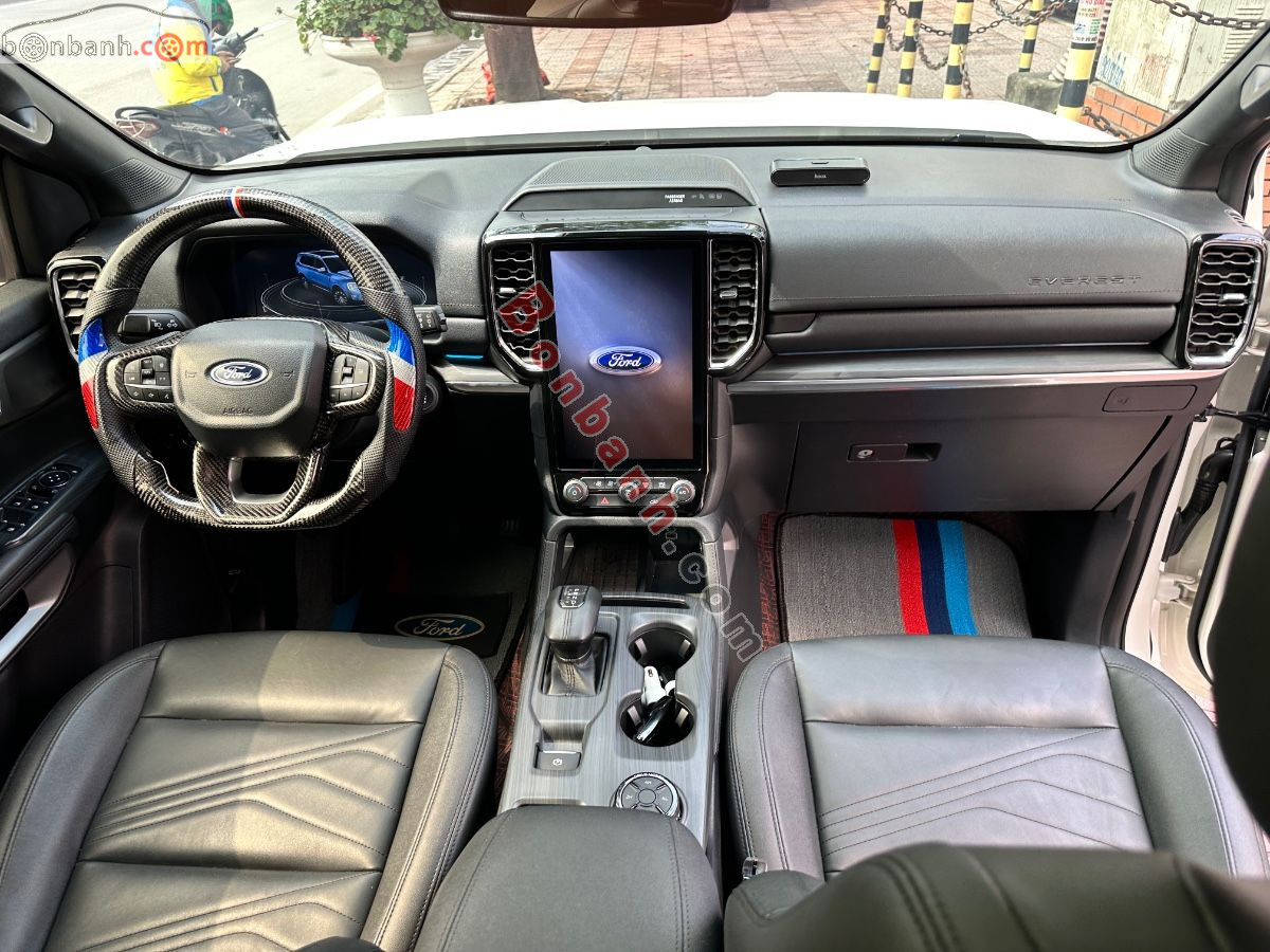 Bán ô tô Ford Everest Titanium Plus 2.0L 4x4 AT - 2024 - xe cũ