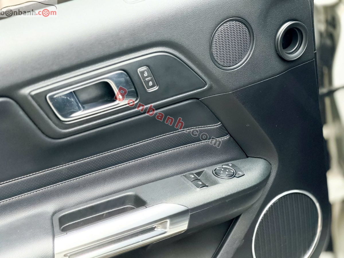 Bán ô tô Ford Mustang 2.3 EcoBoost Convertbile - 2018 - xe cũ