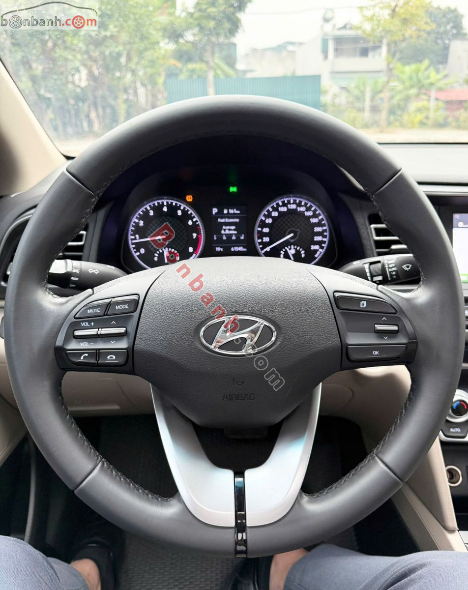 Bán ô tô Hyundai Elantra 1.6 AT - 2020 - xe cũ