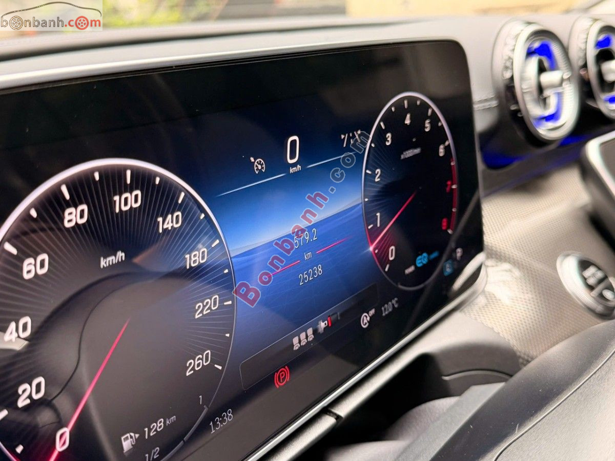 Bán ô tô Mercedes Benz C class C300 AMG - 2022 - xe cũ