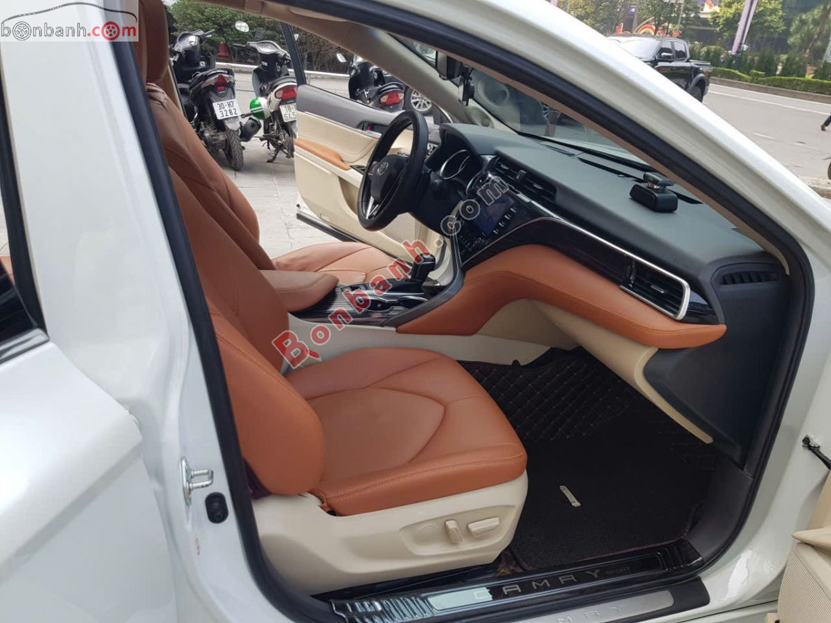 Bán ô tô Toyota Camry 2.5Q - 2020 - xe cũ