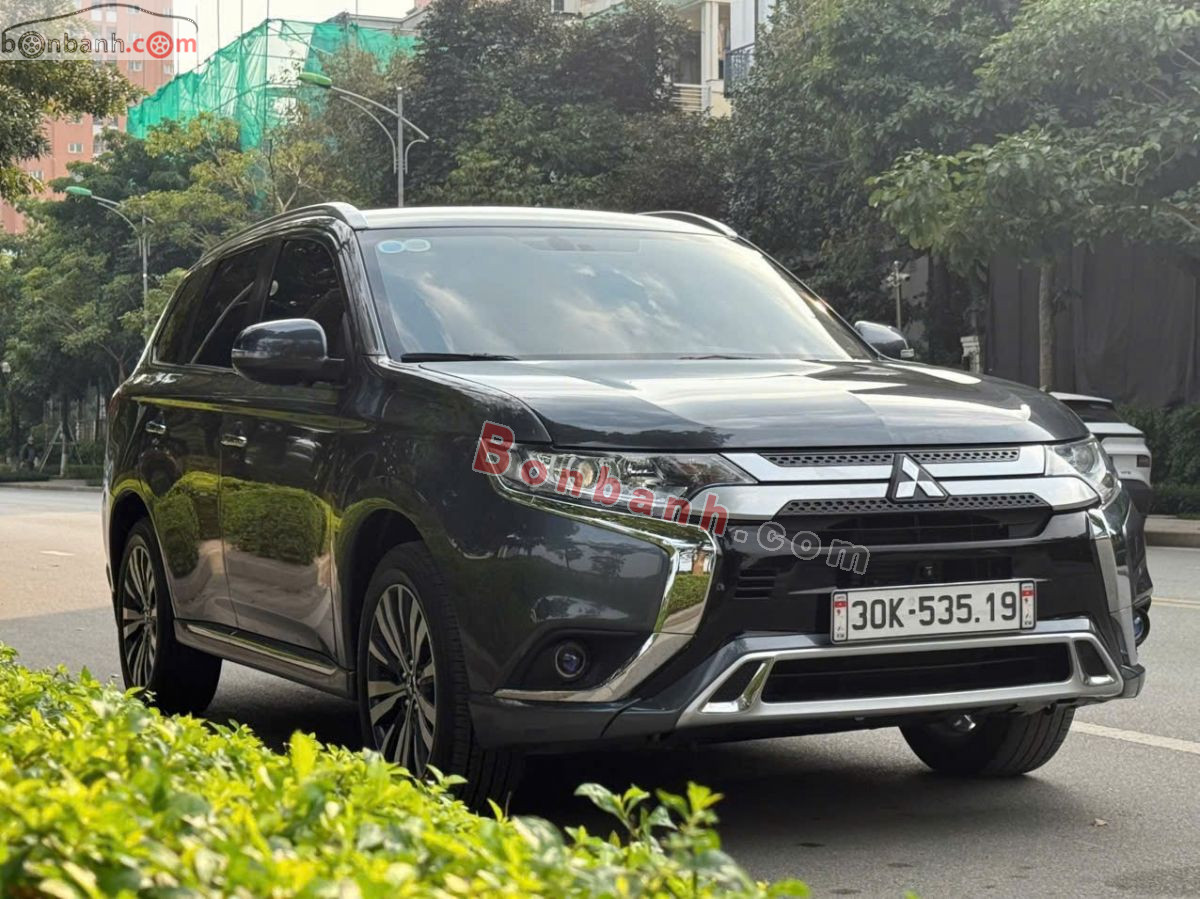 Bán ô tô Mitsubishi Outlander 2.0 CVT - 2023 - xe cũ