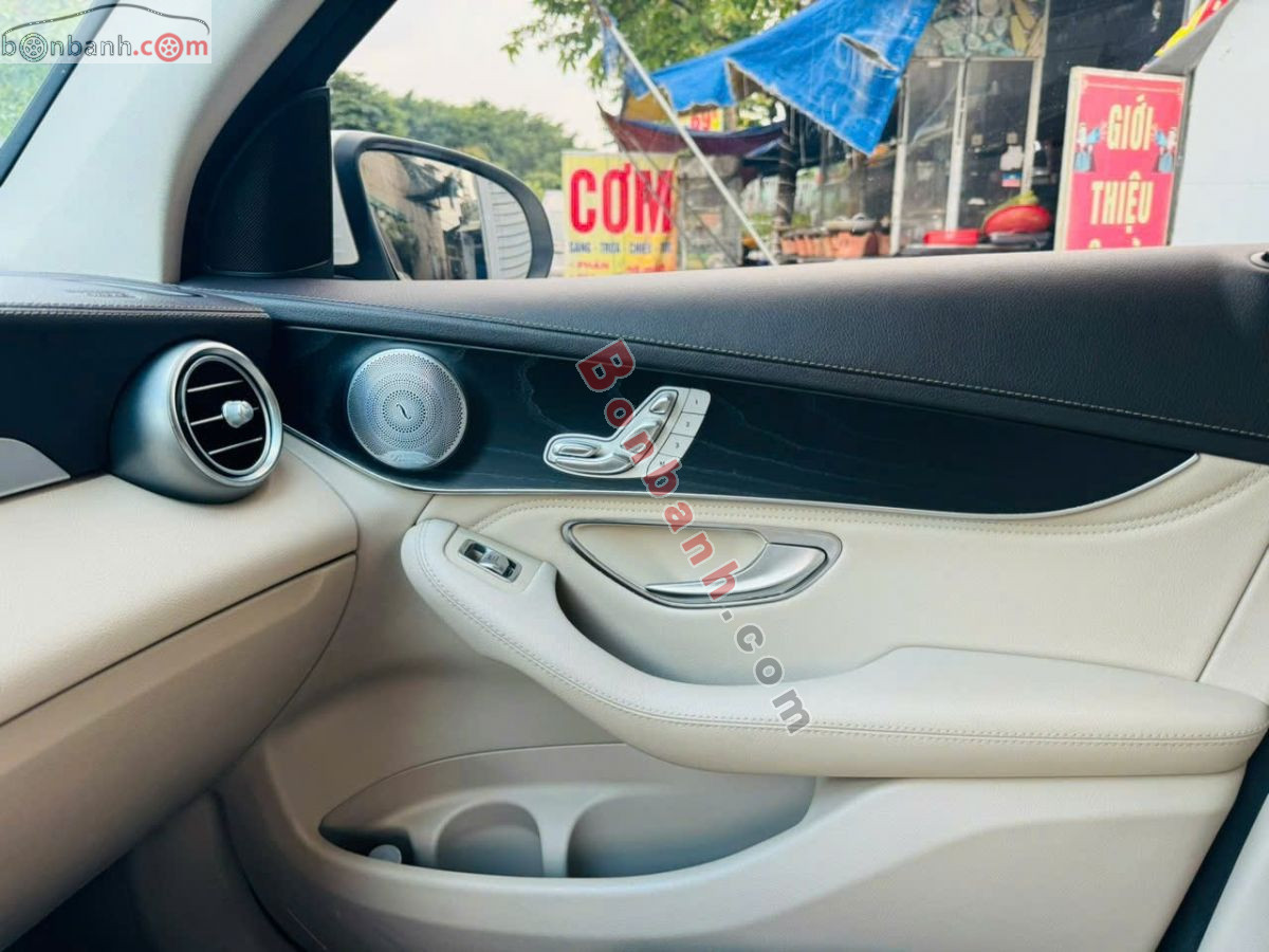 Bán ô tô Mercedes Benz GLC 300 4Matic - 2018 - xe cũ