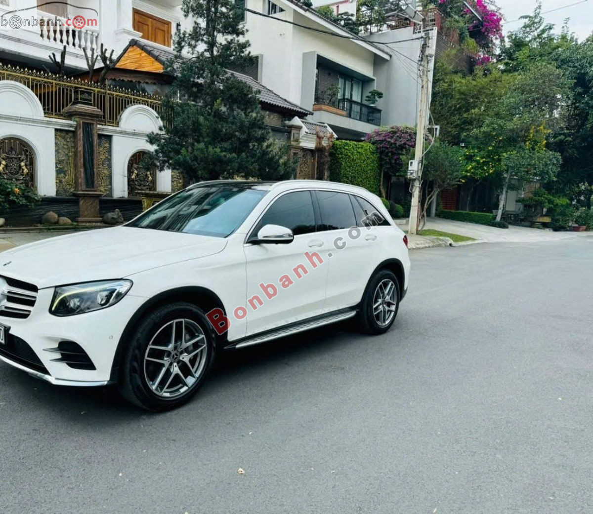 Bán ô tô Mercedes Benz GLC 300 4Matic - 2018 - xe cũ