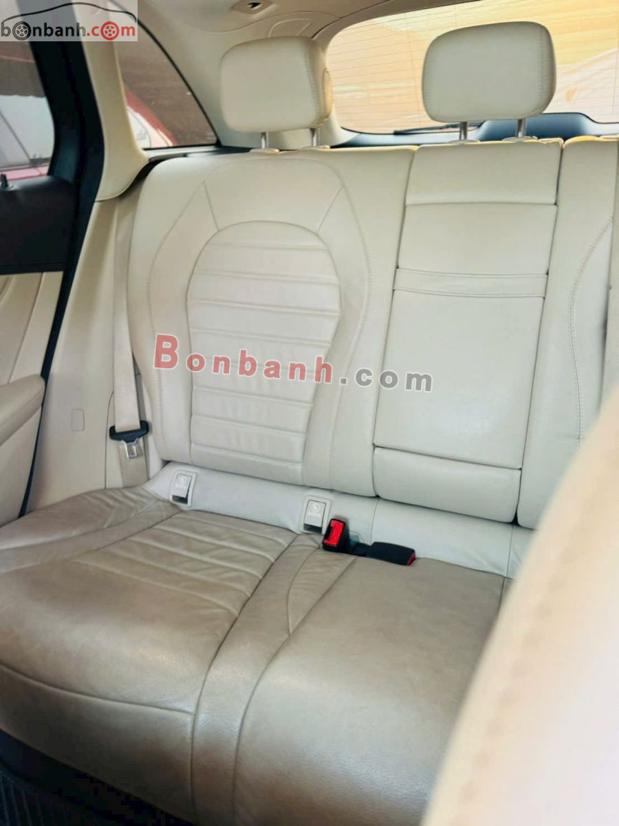 Bán ô tô Mercedes Benz GLC 300 4Matic - 2018 - xe cũ