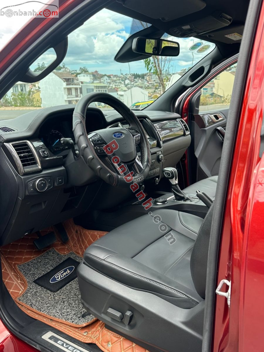 Bán ô tô Ford Everest Titanium 2.0L 4x4 AT - 2018 - xe cũ
