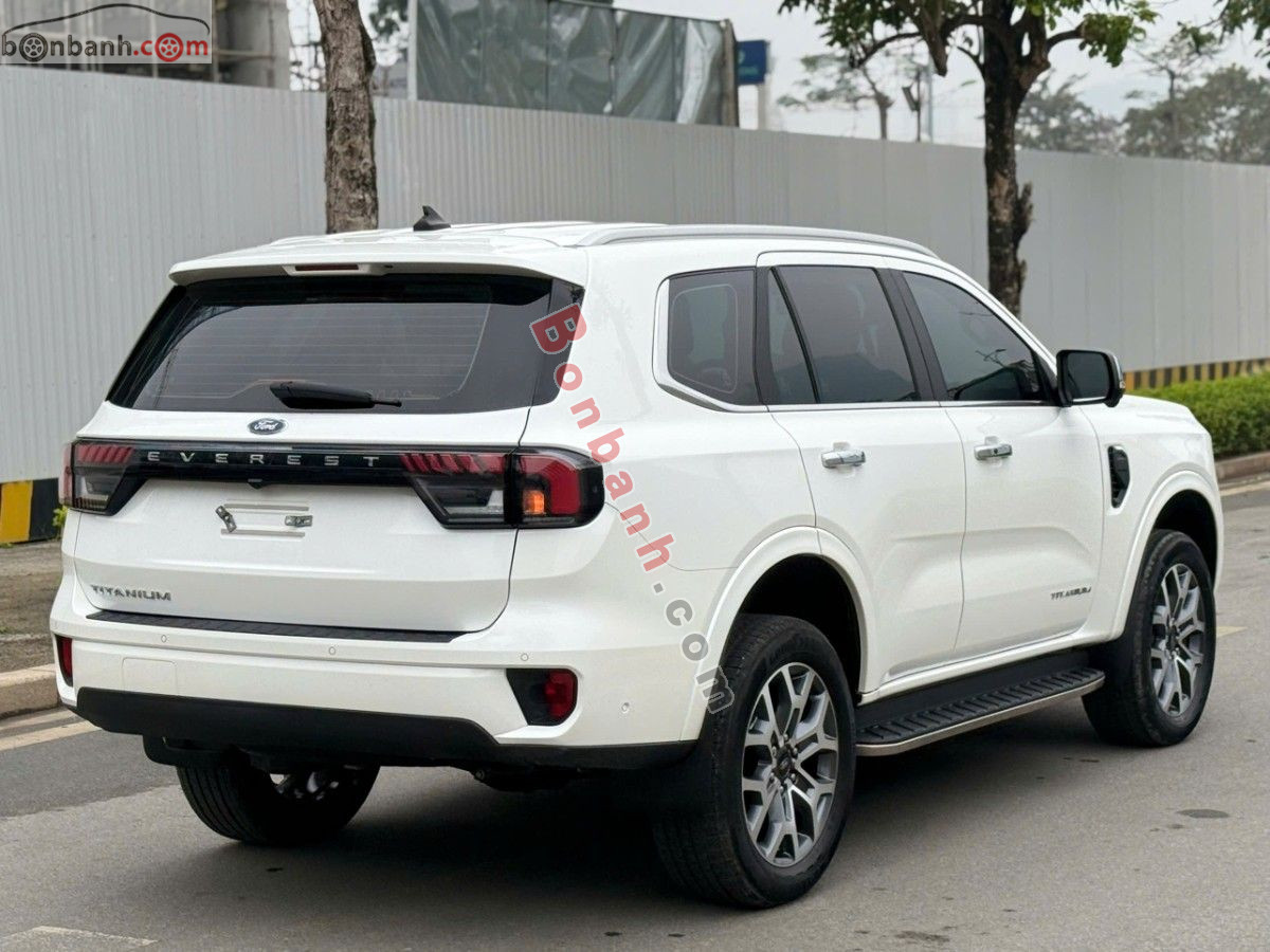 Bán ô tô Ford Everest Titanium Plus 2.0L 4x4 AT - 2024 - xe cũ