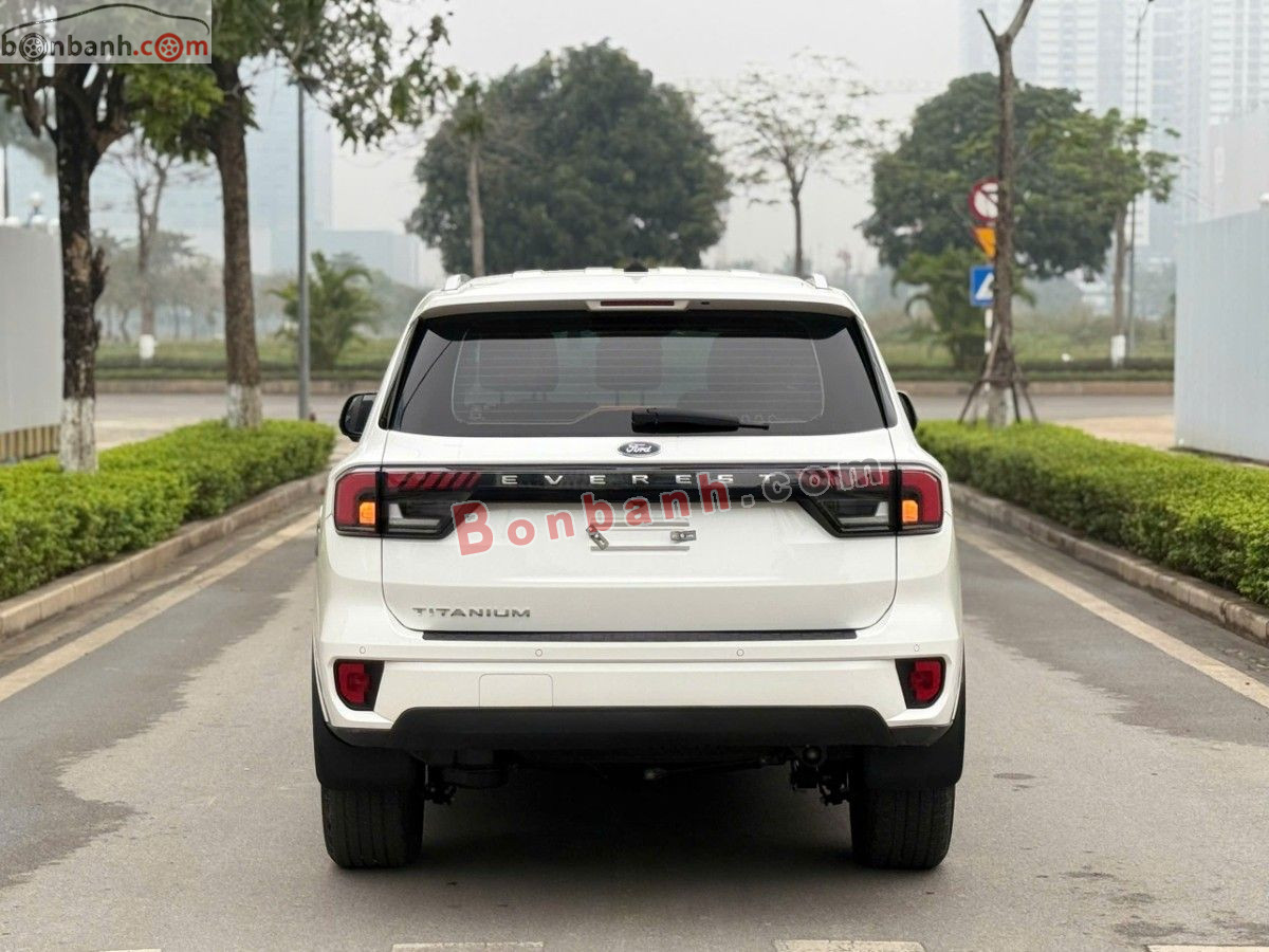 Bán ô tô Ford Everest Titanium Plus 2.0L 4x4 AT - 2024 - xe cũ