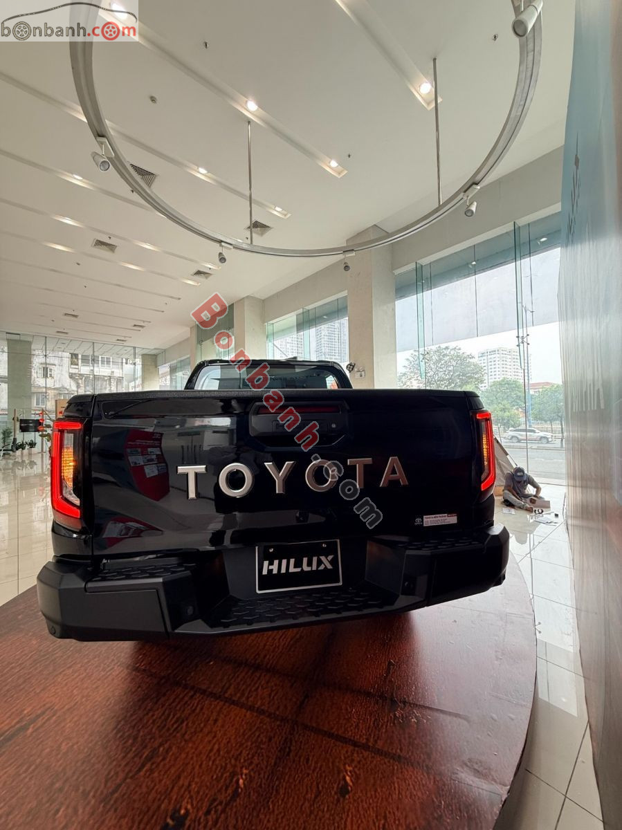 Bán ô tô Toyota Hilux Pro 2.8L 4x2 AT - 2026 - xe mới