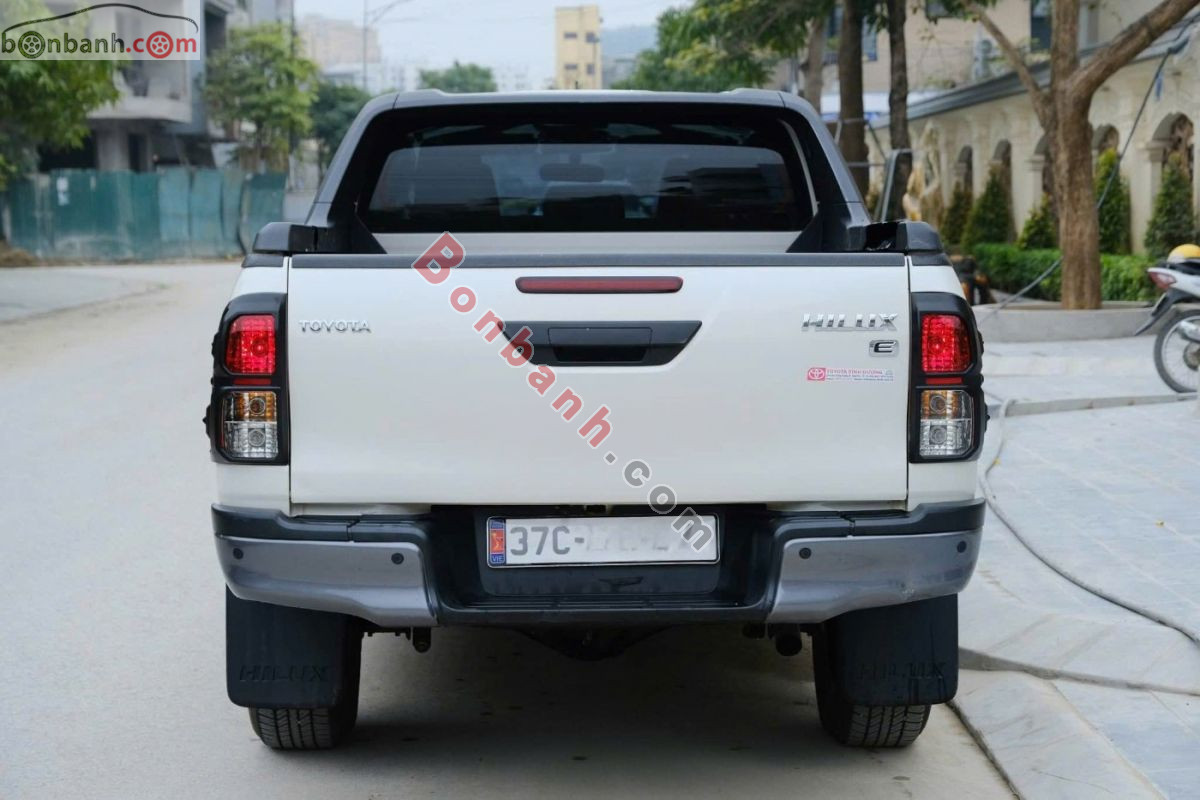 Bán ô tô Toyota Hilux 2.4L 4x2 AT - 2021 - xe cũ