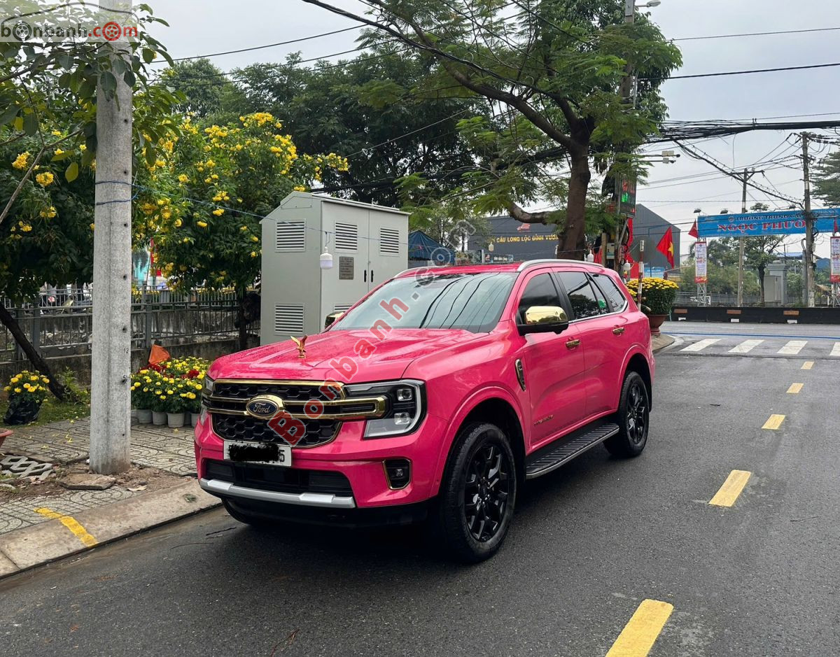 Bán ô tô Ford Everest Titanium Plus 2.0L 4x4 AT - 2024 - xe cũ