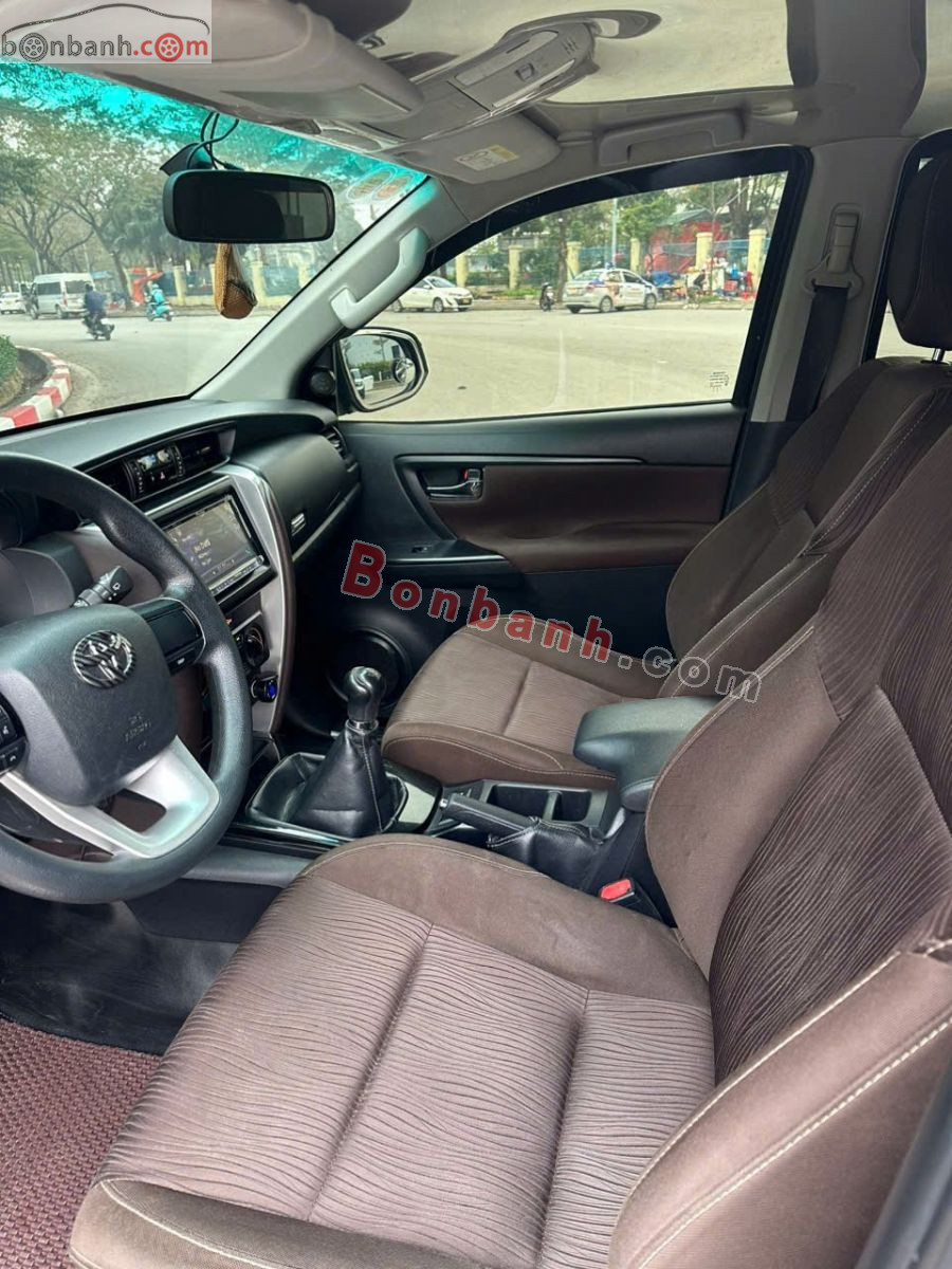 Bán ô tô Toyota Fortuner 2.4G 4x2 MT - 2017 - xe cũ
