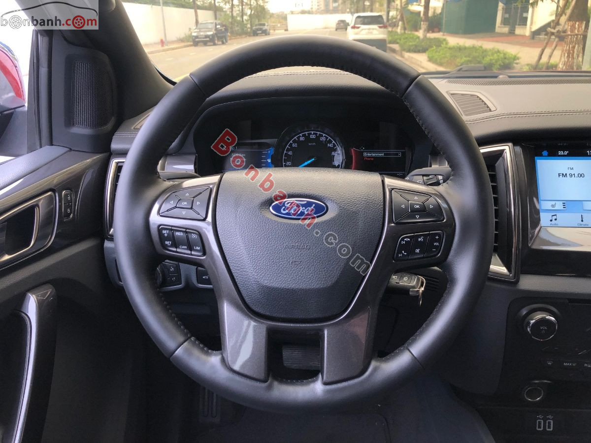 Bán ô tô Ford Everest Titanium 2.2L 4x2 AT - 2016 - xe cũ