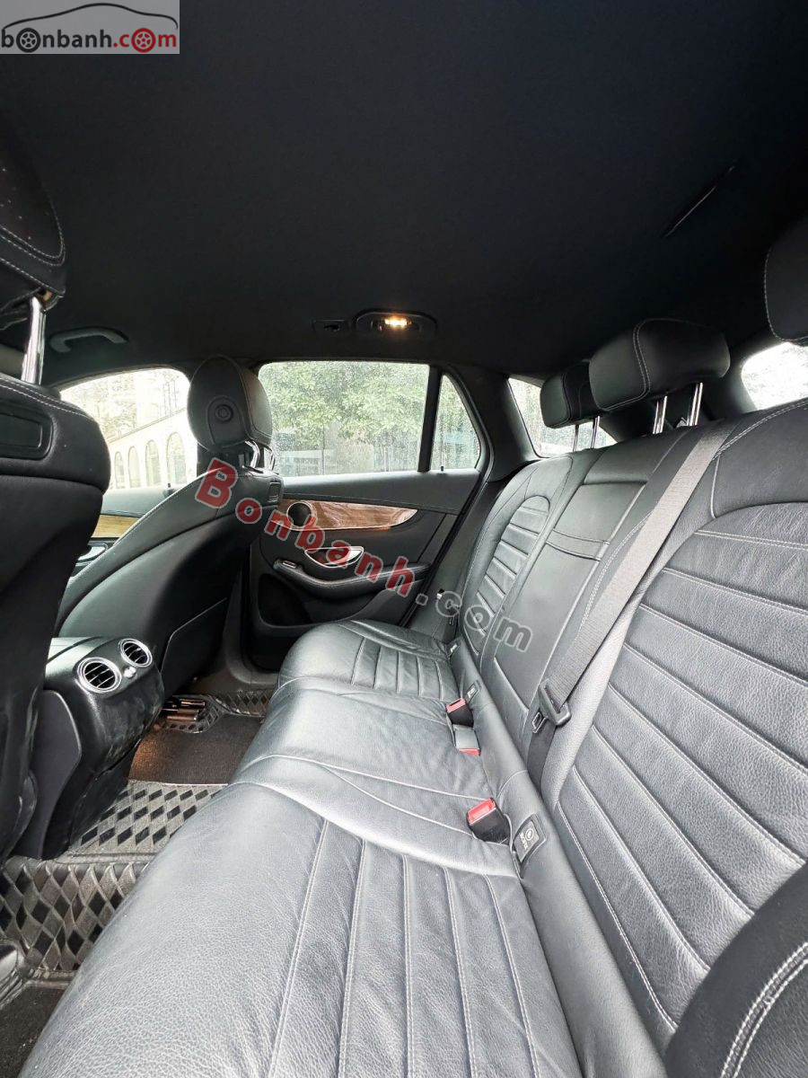 Bán ô tô Mercedes Benz GLC 250 4Matic - 2017 - xe cũ