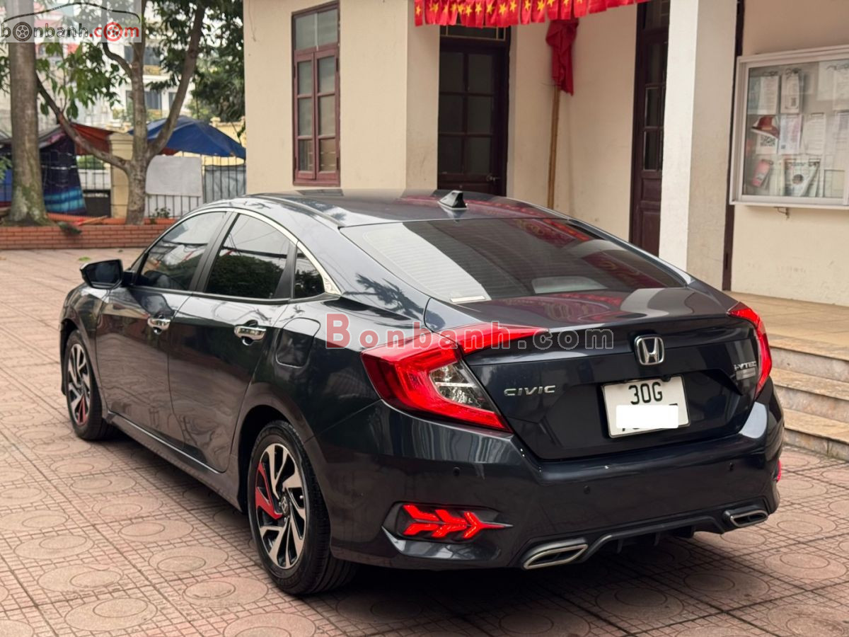 Bán ô tô Honda Civic 1.8 E - 2018 - xe cũ