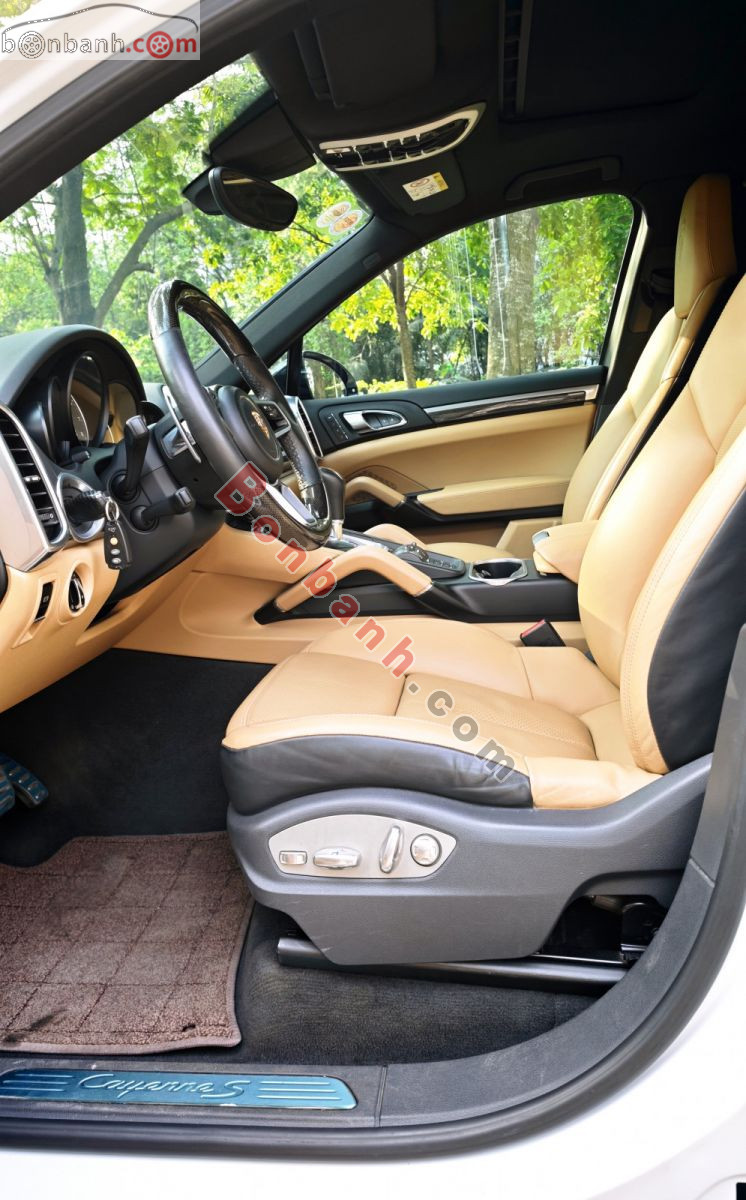 Bán ô tô Porsche Cayenne GTS - 2015 - xe cũ