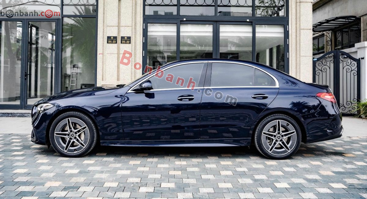 Bán ô tô Mercedes Benz C class C300 AMG - 2022 - xe cũ
