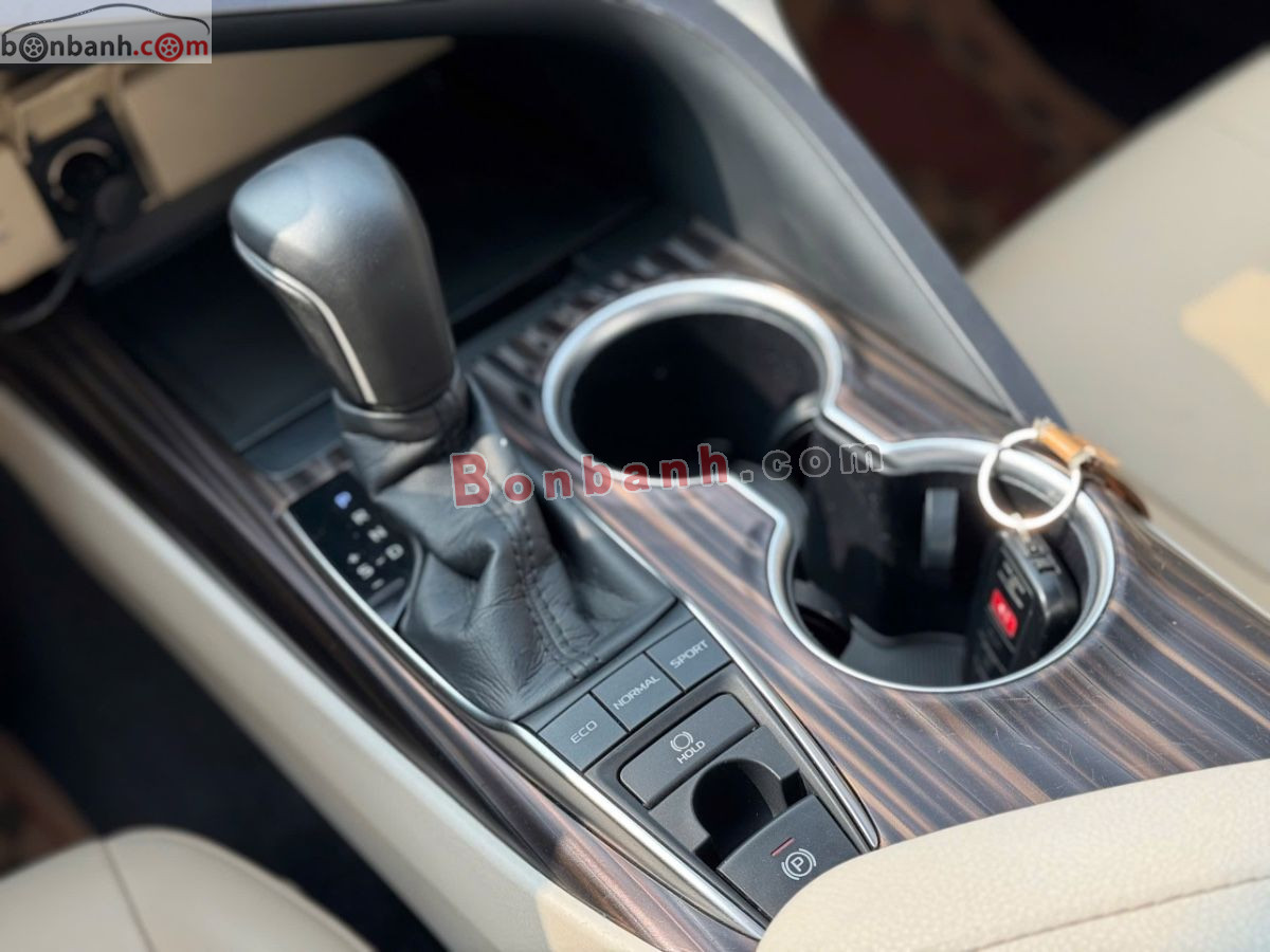 Bán ô tô Toyota Camry 2.5Q - 2021 - xe cũ