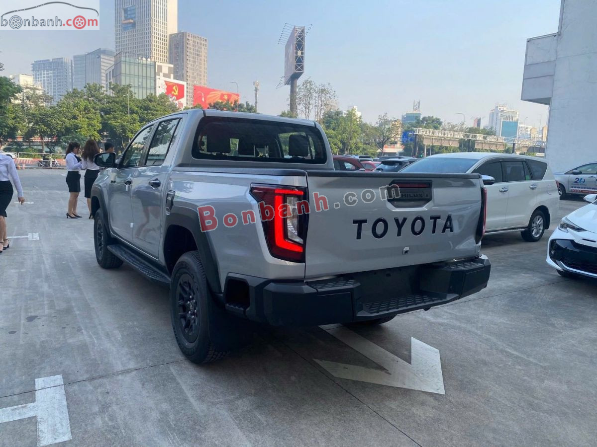Bán ô tô Toyota Hilux Pro 2.8L 4x2 AT - 2026 - xe mới
