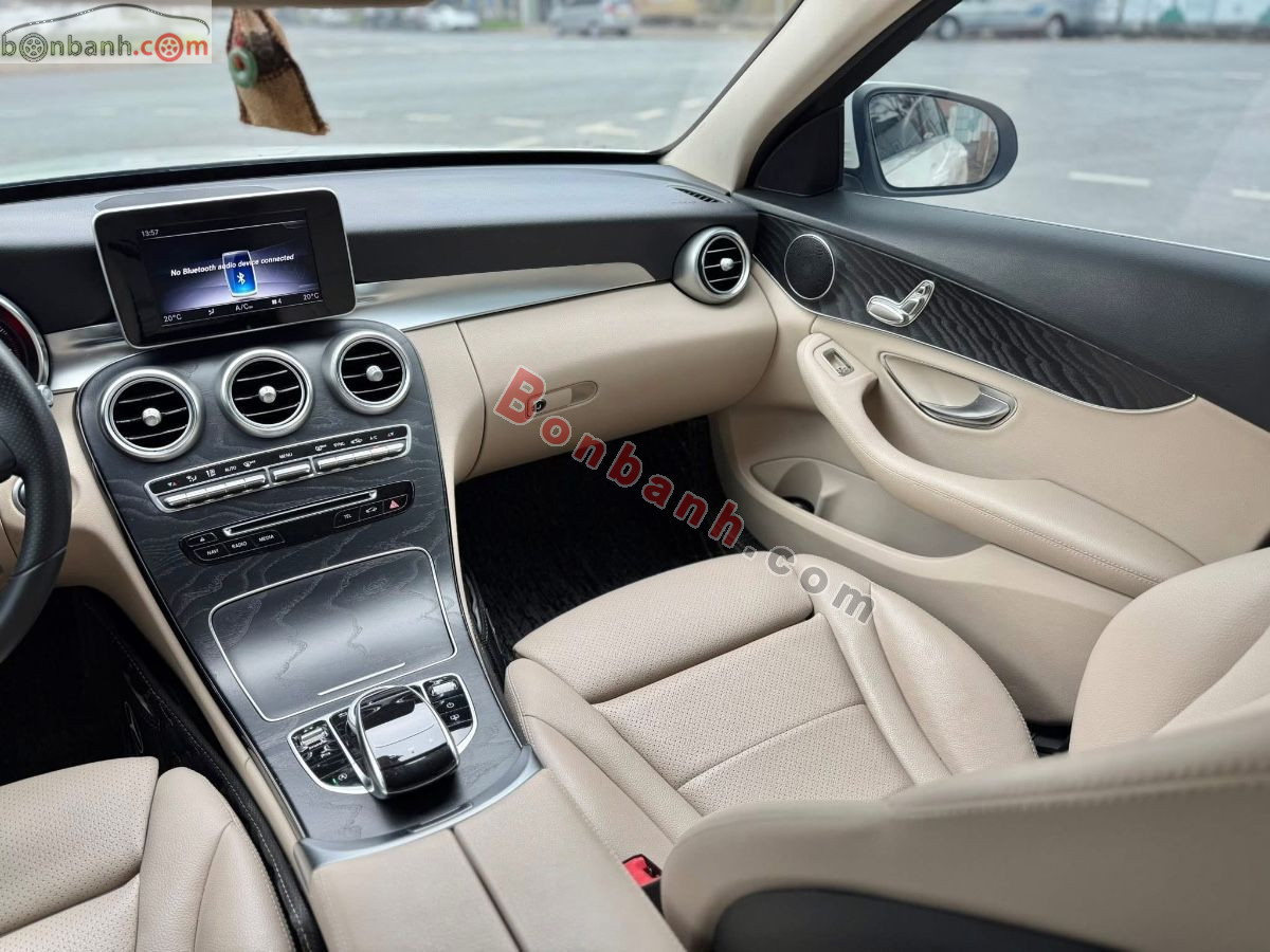 Bán ô tô Mercedes Benz C class C200 - 2017 - xe cũ