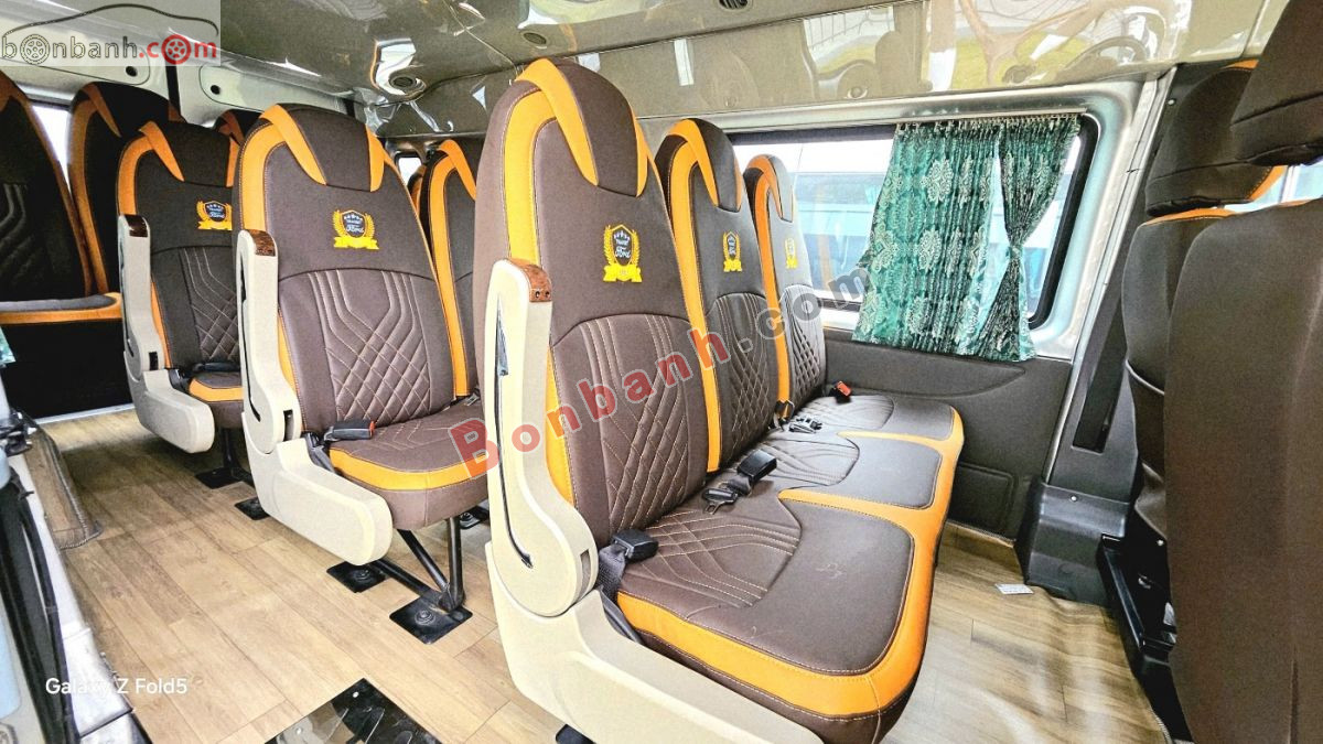 Bán ô tô Ford Transit Tiêu chuẩn - 2023 - xe cũ