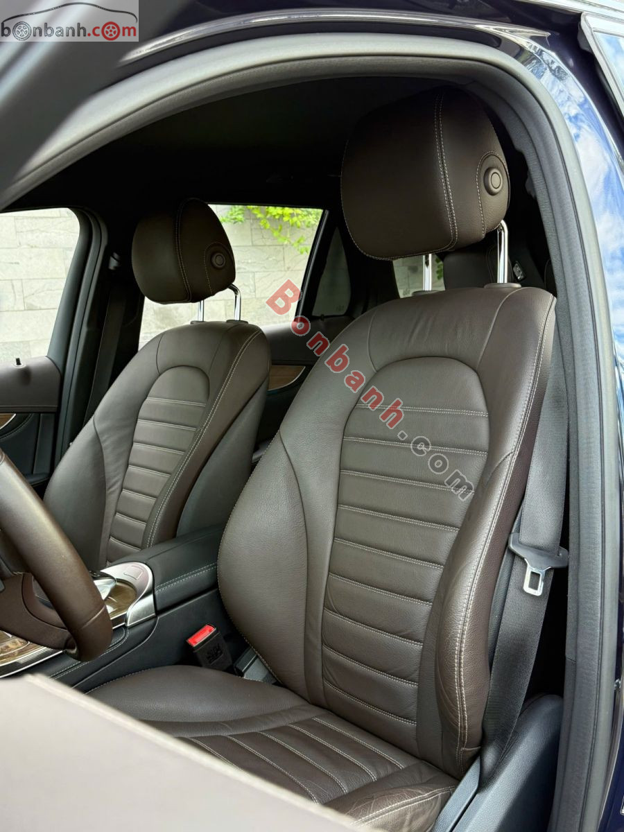 Bán ô tô Mercedes Benz GLC 250 4Matic - 2019 - xe cũ