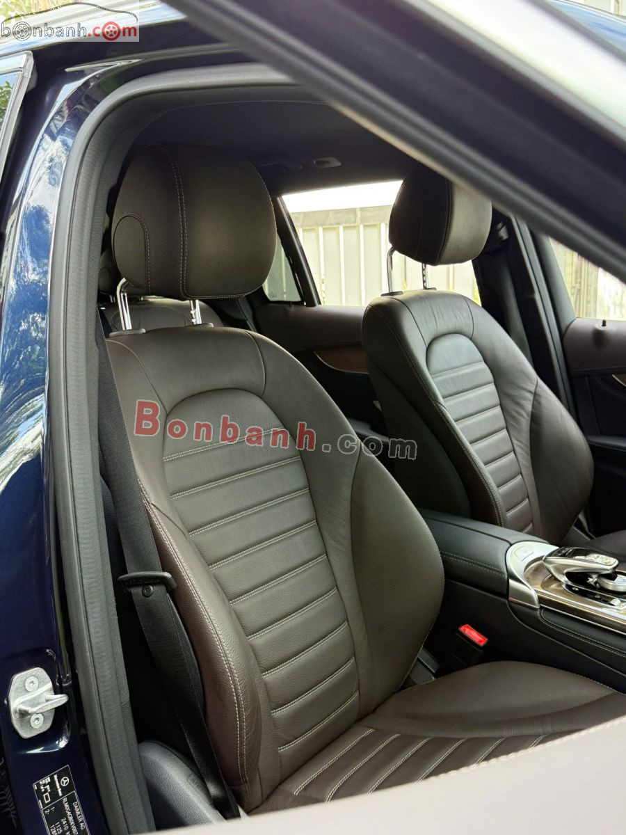 Bán ô tô Mercedes Benz GLC 250 4Matic - 2019 - xe cũ