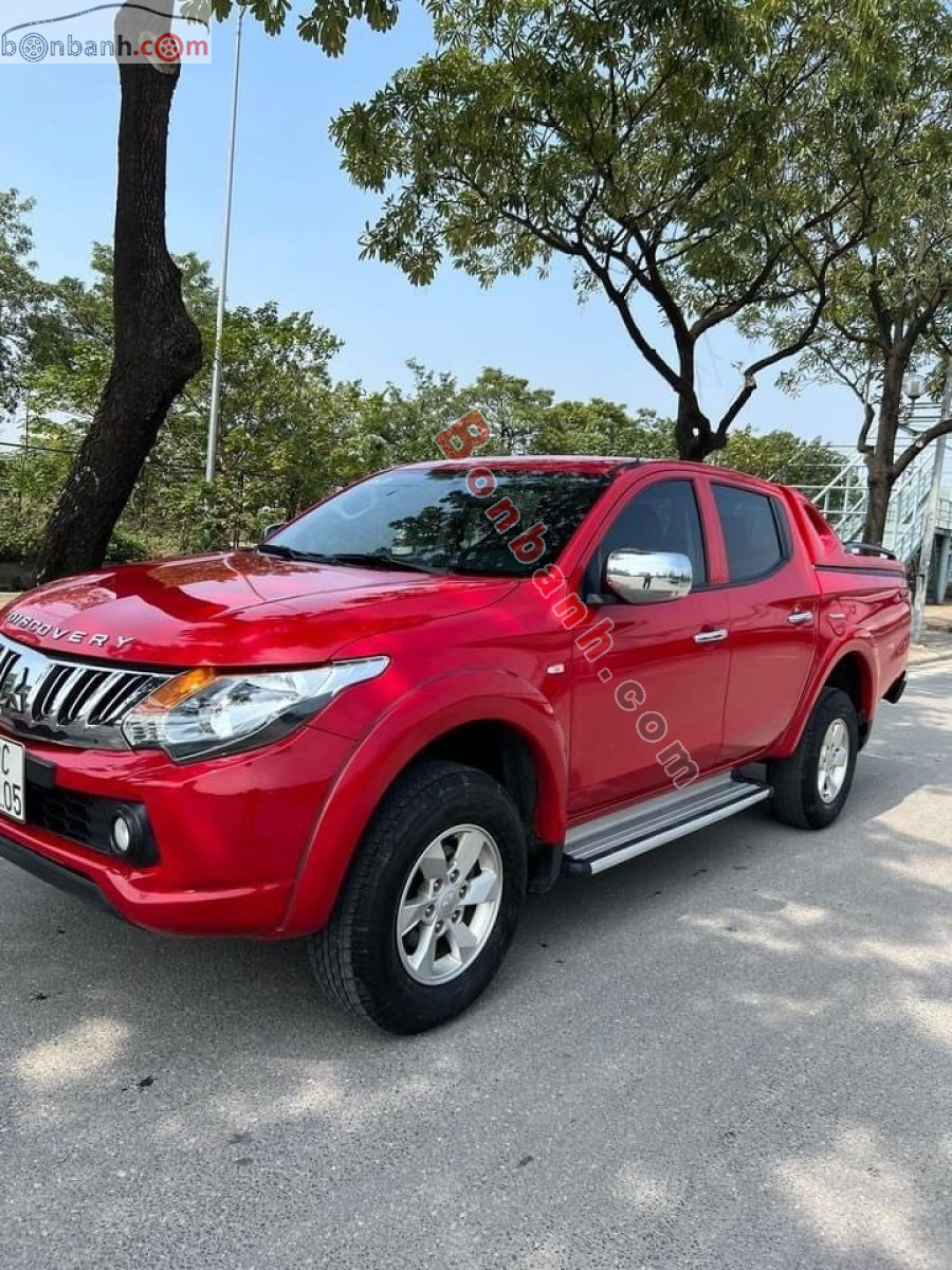 Bán ô tô Mitsubishi Triton 4x2 AT - 2017 - xe cũ