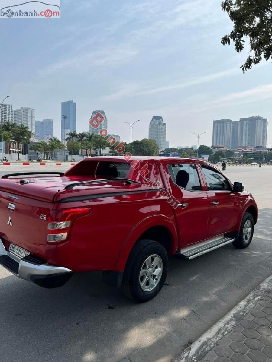 Bán ô tô Mitsubishi Triton 4x2 AT - 2017 - xe cũ