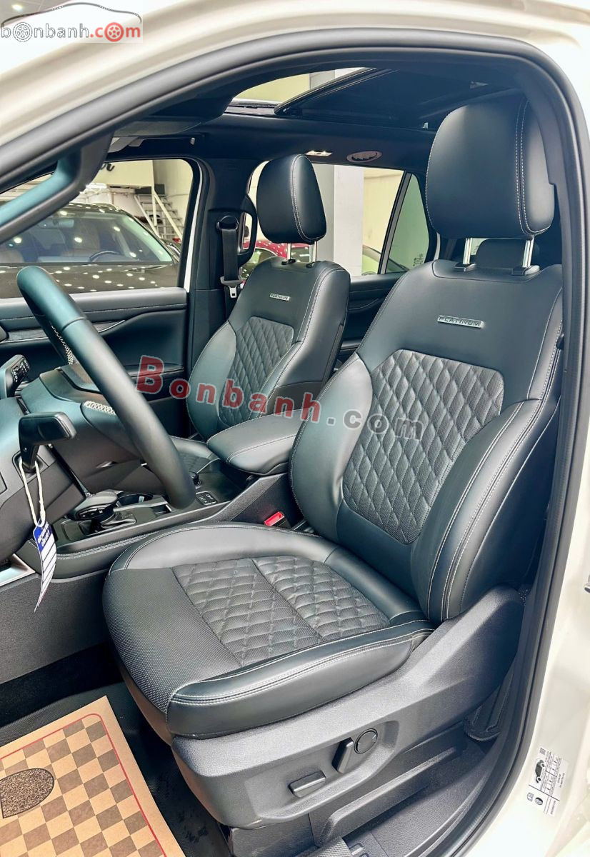 Bán ô tô Ford Everest Platinum 2.0L 4x4 AT - 2025 - xe cũ