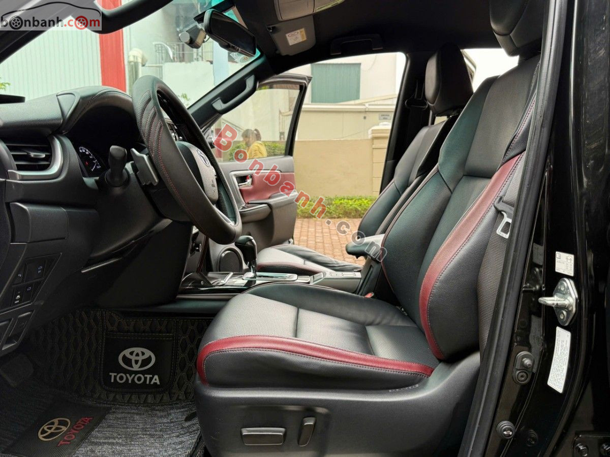 Bán ô tô Toyota Fortuner 2.4G 4x2 AT Legender - 2021 - xe cũ