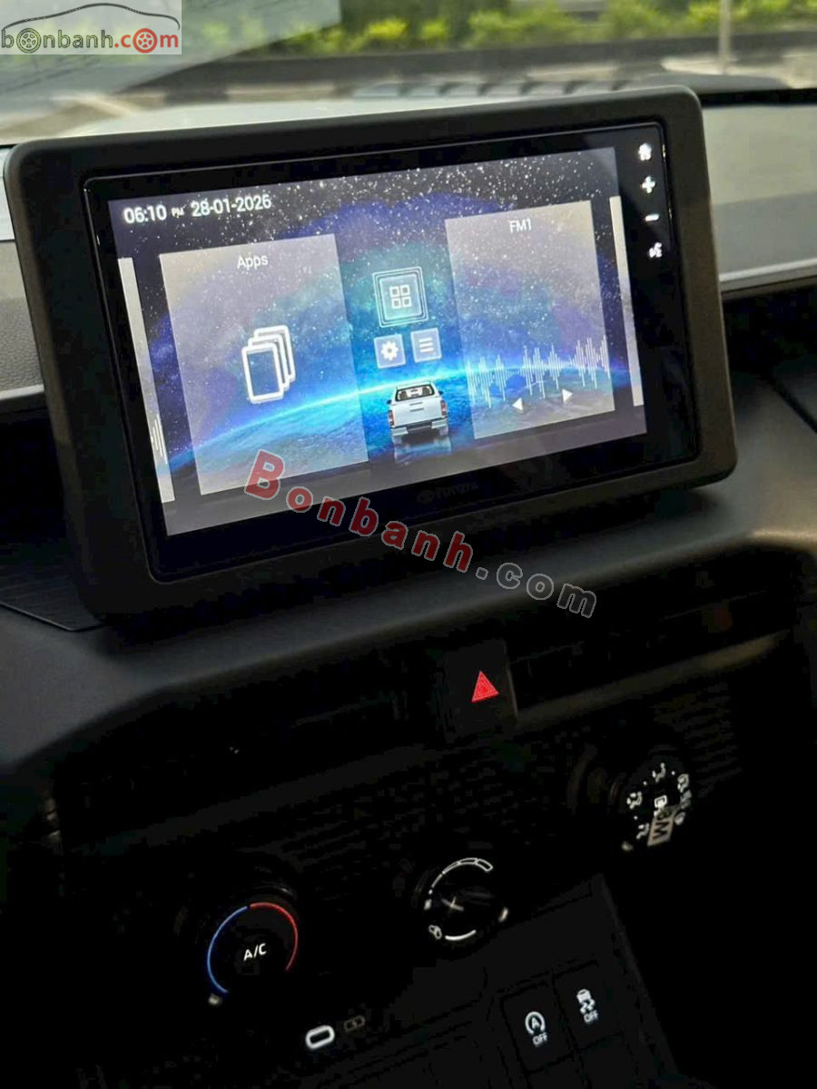 Bán ô tô Toyota Hilux Pro 2.8L 4x2 AT - 2026 - xe mới