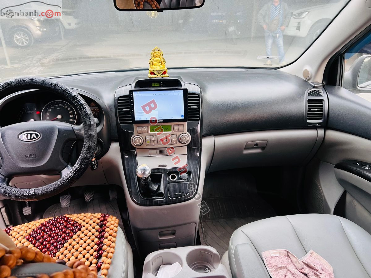 Bán ô tô Kia Carnival 2.7 MT - 2010 - xe cũ