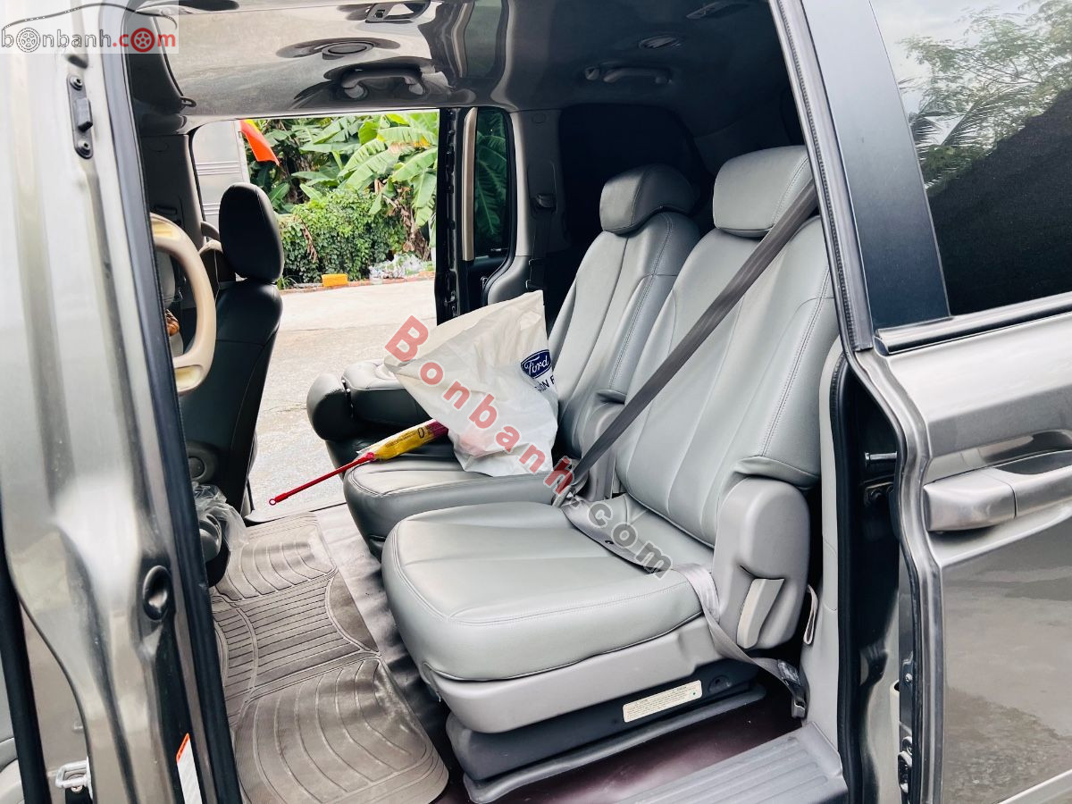 Bán ô tô Kia Carnival 2.7 MT - 2010 - xe cũ