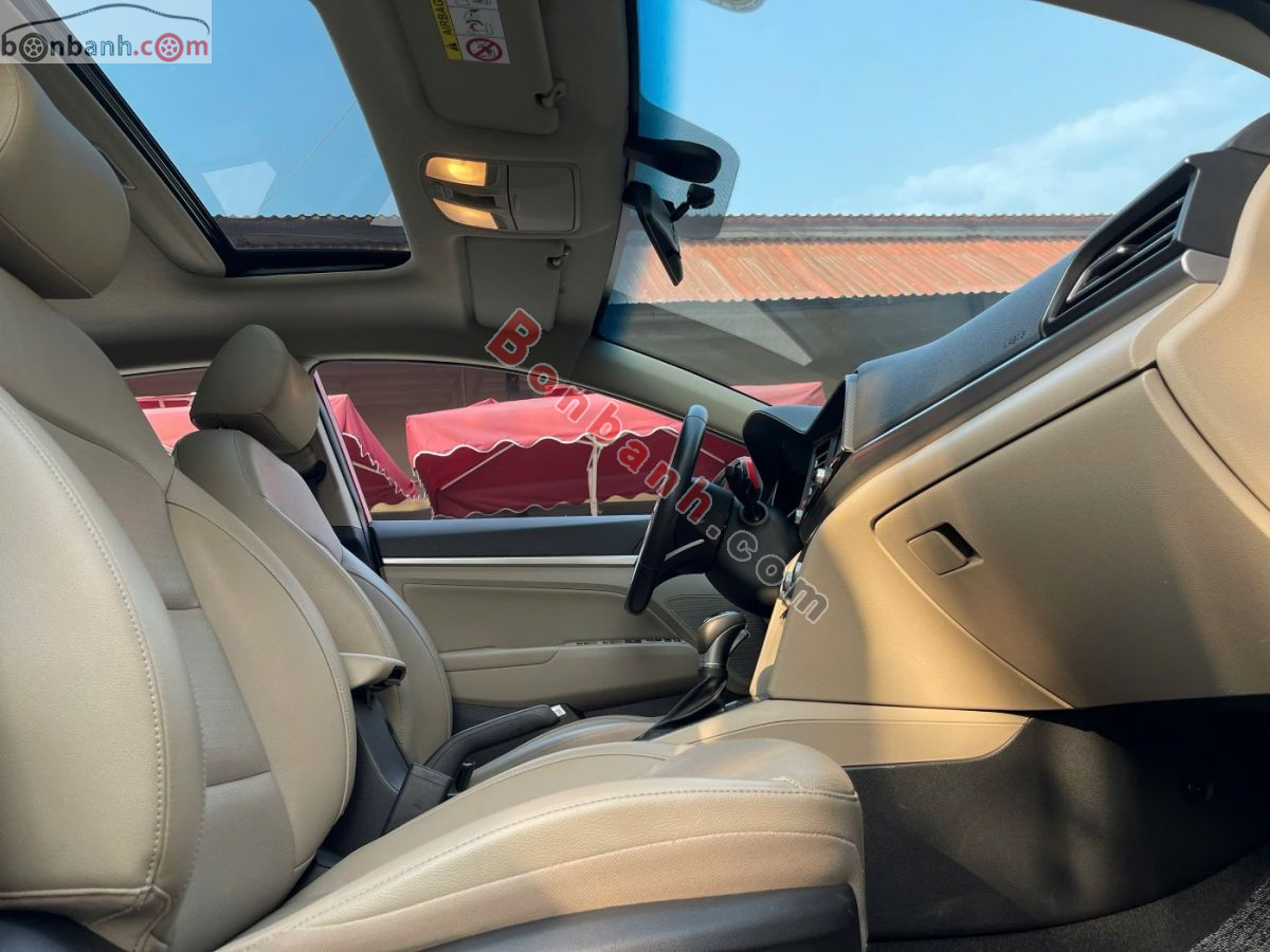 Bán ô tô Hyundai Elantra 1.6 AT - 2019 - xe cũ