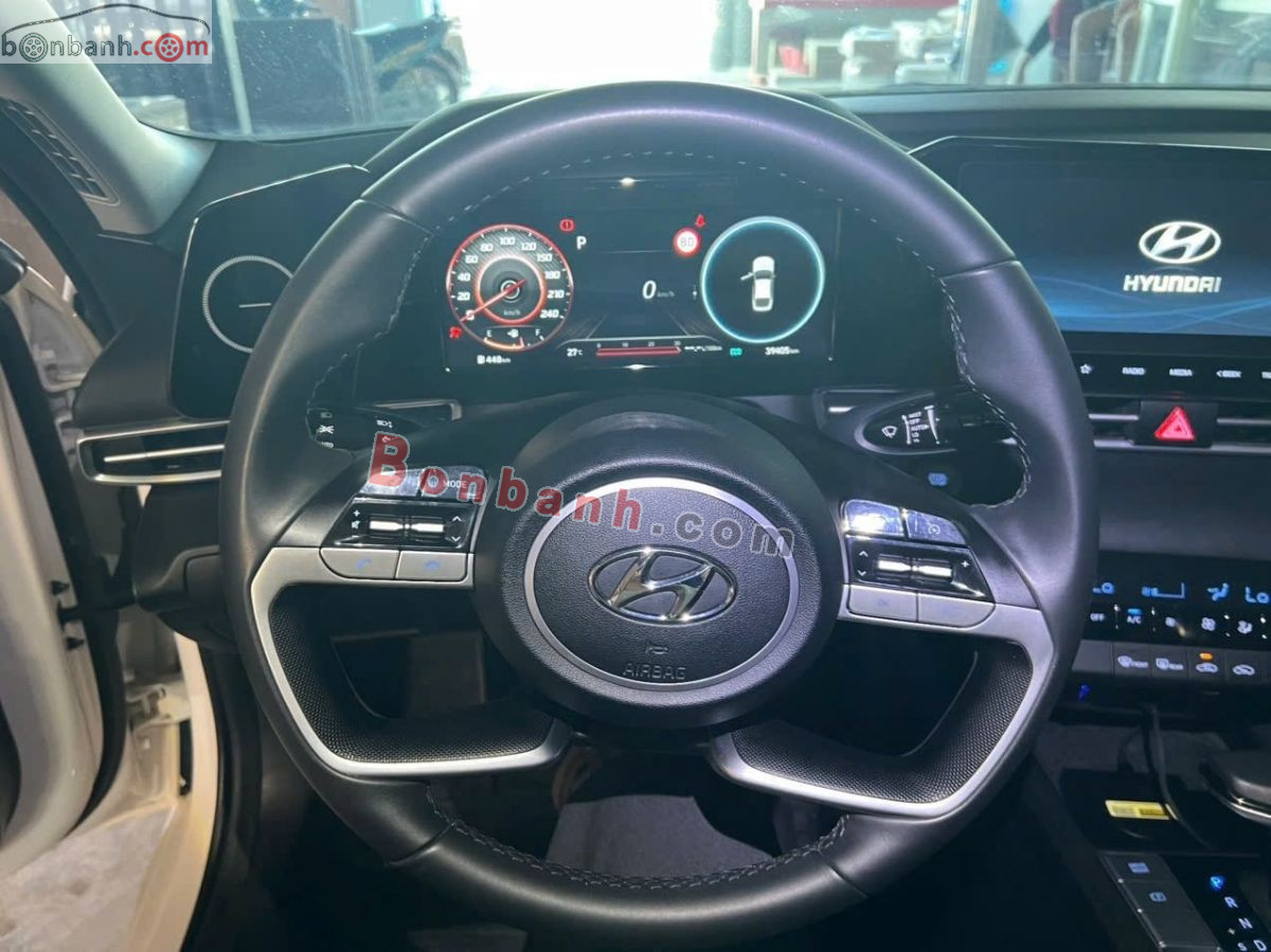 Bán ô tô Hyundai Elantra 1.6 AT Đặc biệt - 2024 - xe cũ