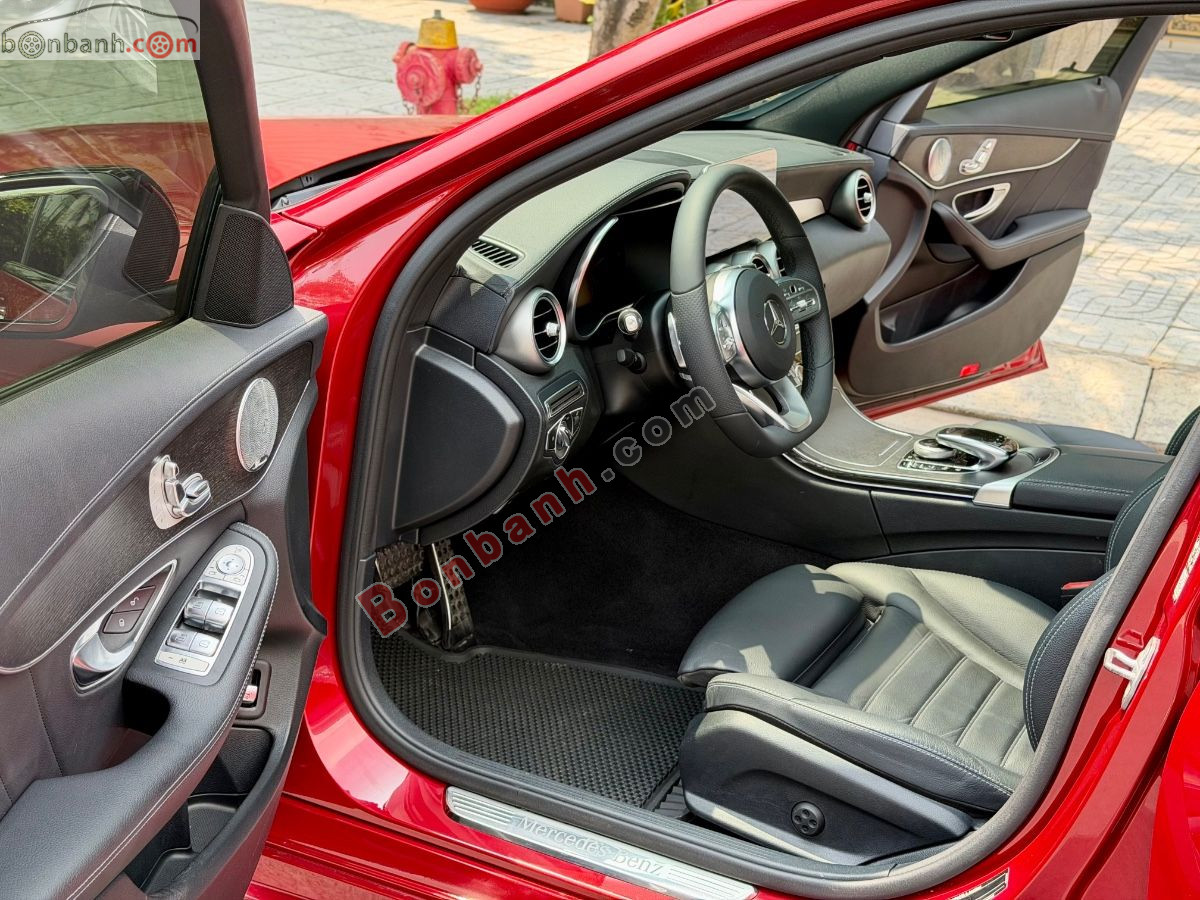 Bán ô tô Mercedes Benz C class C300 AMG - 2019 - xe cũ