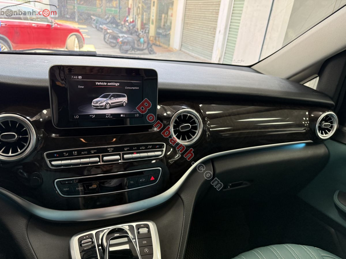 Bán ô tô Mercedes Benz V class V250 Avantgarde - 2016 - xe cũ