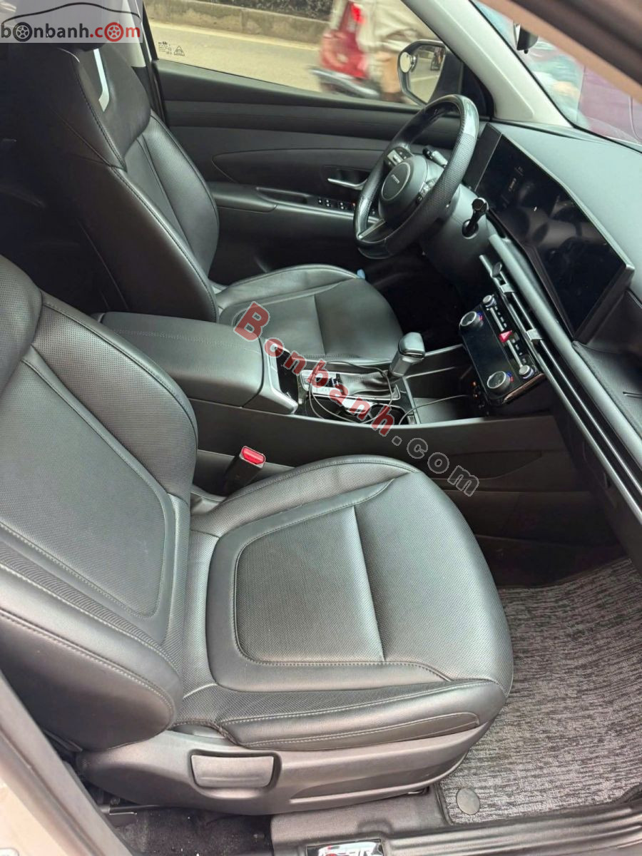 Bán ô tô Hyundai Tucson 2.0 AT Tiêu chuẩn - 2024 - xe cũ