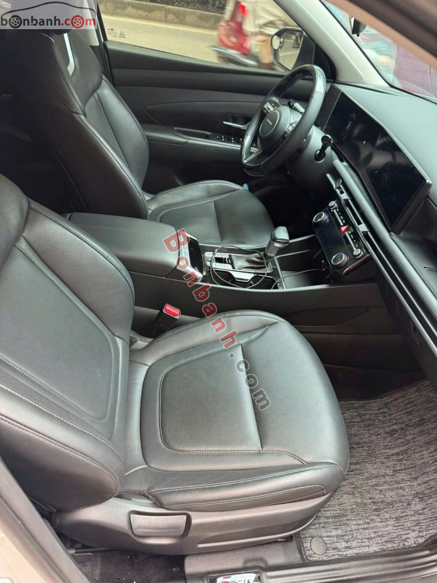 Bán ô tô Hyundai Tucson 2.0 AT Tiêu chuẩn - 2024 - xe cũ