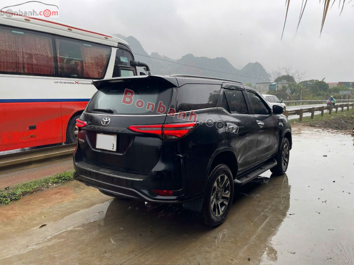 Bán ô tô Toyota Fortuner Legender 2.4L 4x2 AT - 2024 - xe cũ
