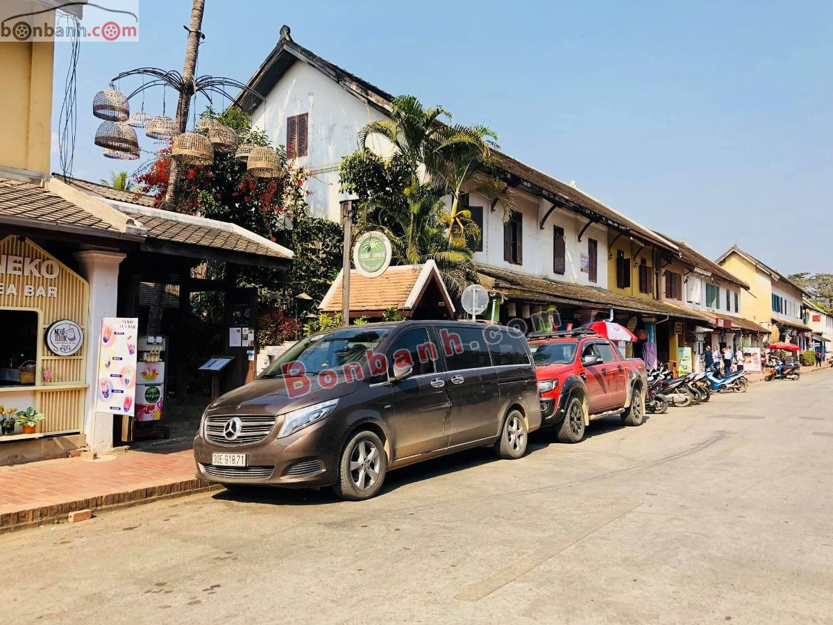 Bán ô tô Mercedes Benz V class V220d CDI - 2016 - xe cũ