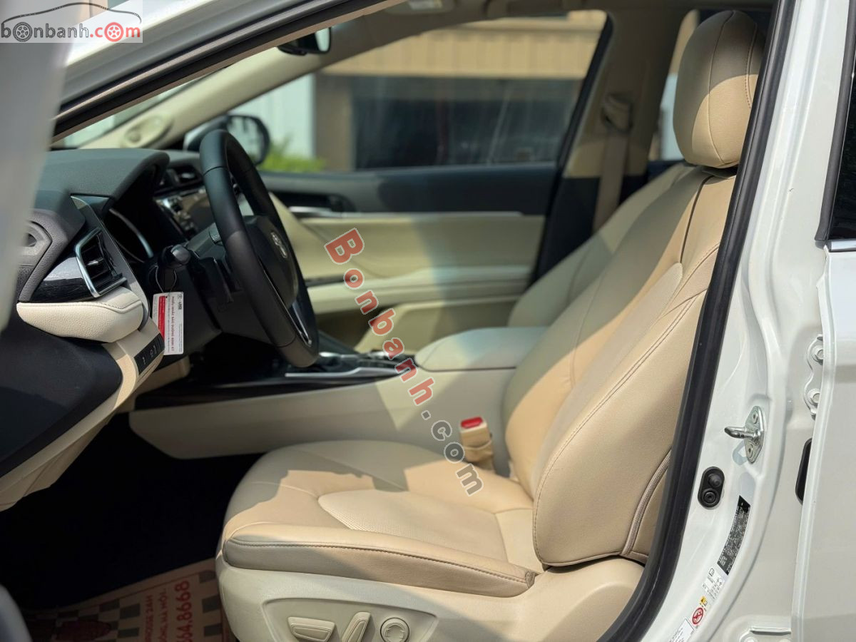 Bán ô tô Toyota Camry 2.5Q - 2021 - xe cũ