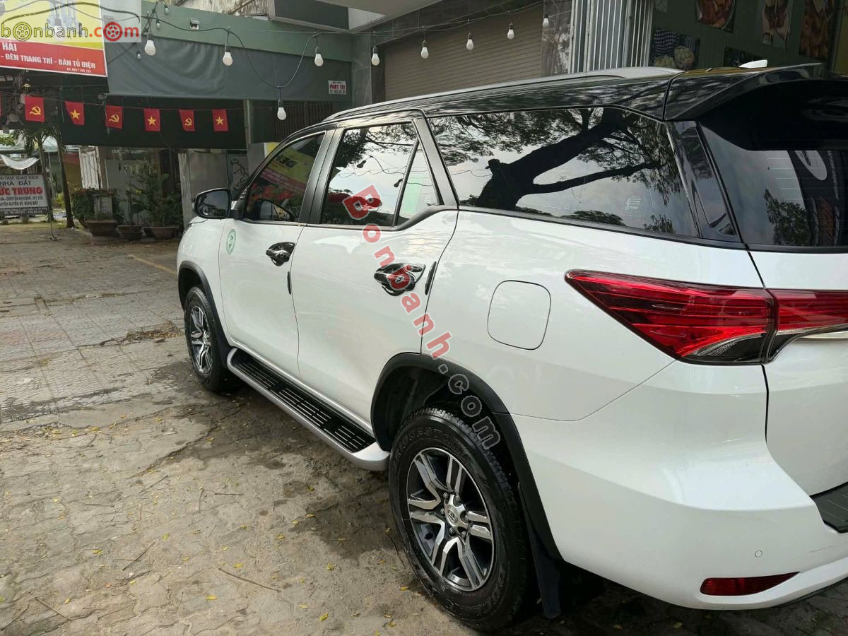 Bán ô tô Toyota Fortuner 2.4L 4x2 AT - 2022 - xe cũ