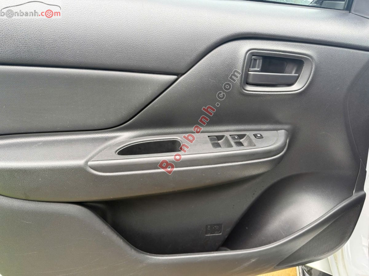 Bán ô tô Mitsubishi Triton 4x2 AT Mivec - 2021 - xe cũ