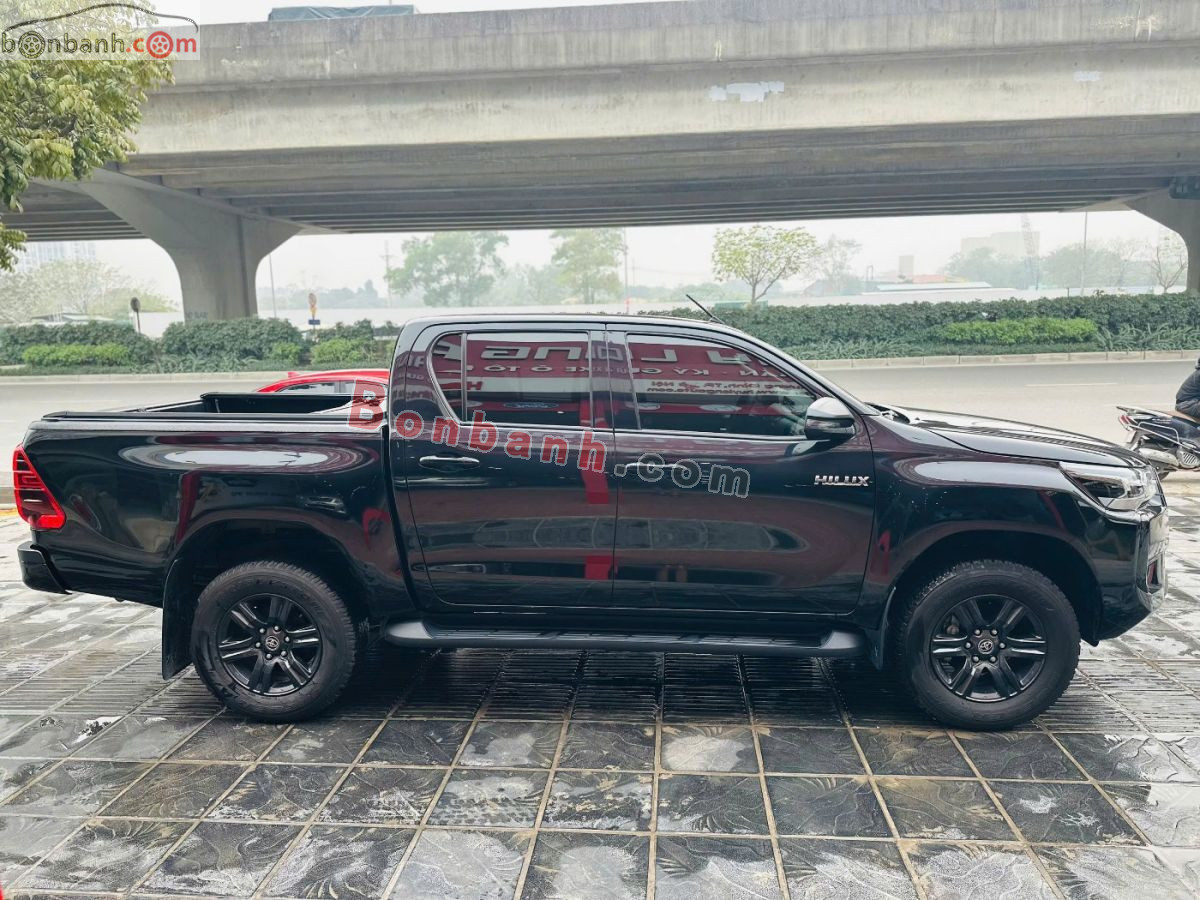 Bán ô tô Toyota Hilux 2.4L 4x2 AT - 2024 - xe cũ