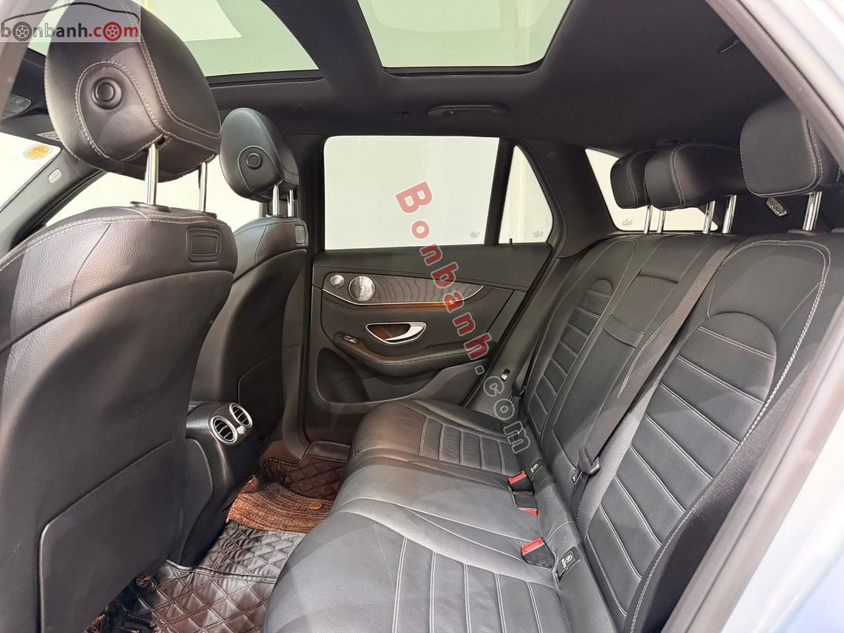 Bán ô tô Mercedes Benz GLC 300 4Matic - 2017 - xe cũ