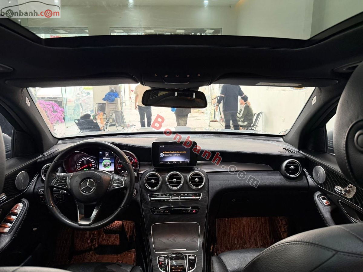 Bán ô tô Mercedes Benz GLC 300 4Matic - 2017 - xe cũ