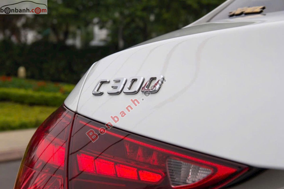 Bán ô tô Mercedes Benz C class C300 AMG - 2022 - xe cũ